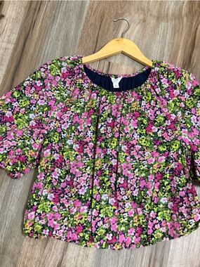 crown & ivy Floral Puff Sleeve Blouse in Pink & Green
